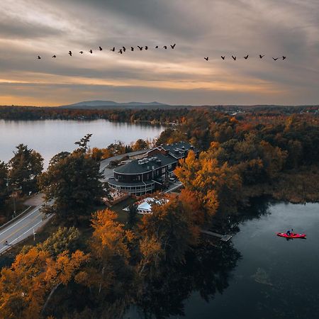 Hotel Lac Brome ラック・ブロム エクステリア 写真