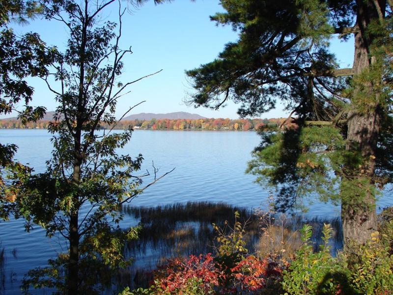 Hotel Lac Brome ラック・ブロム エクステリア 写真